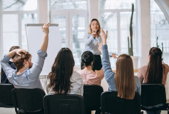 Acompanhe o artigo a seguir para saber quais são os melhores cursos de nível superior que estão em alta dentro do mercado de trabalho.