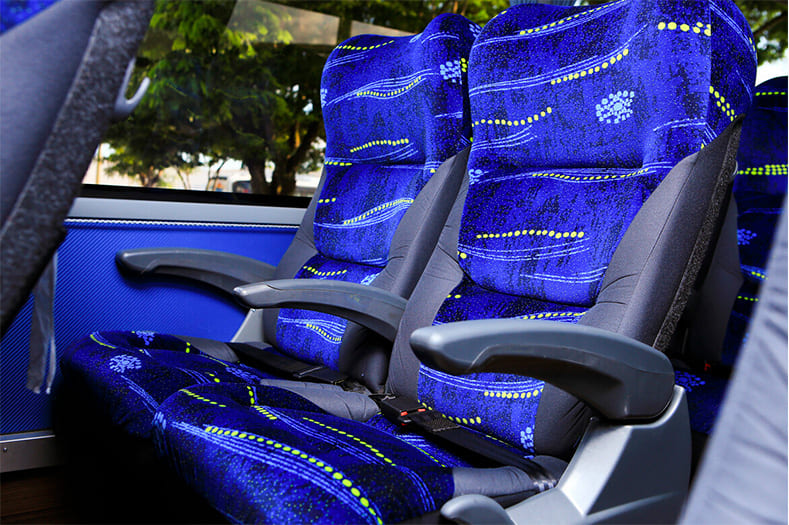 transporte de ônibus confortável