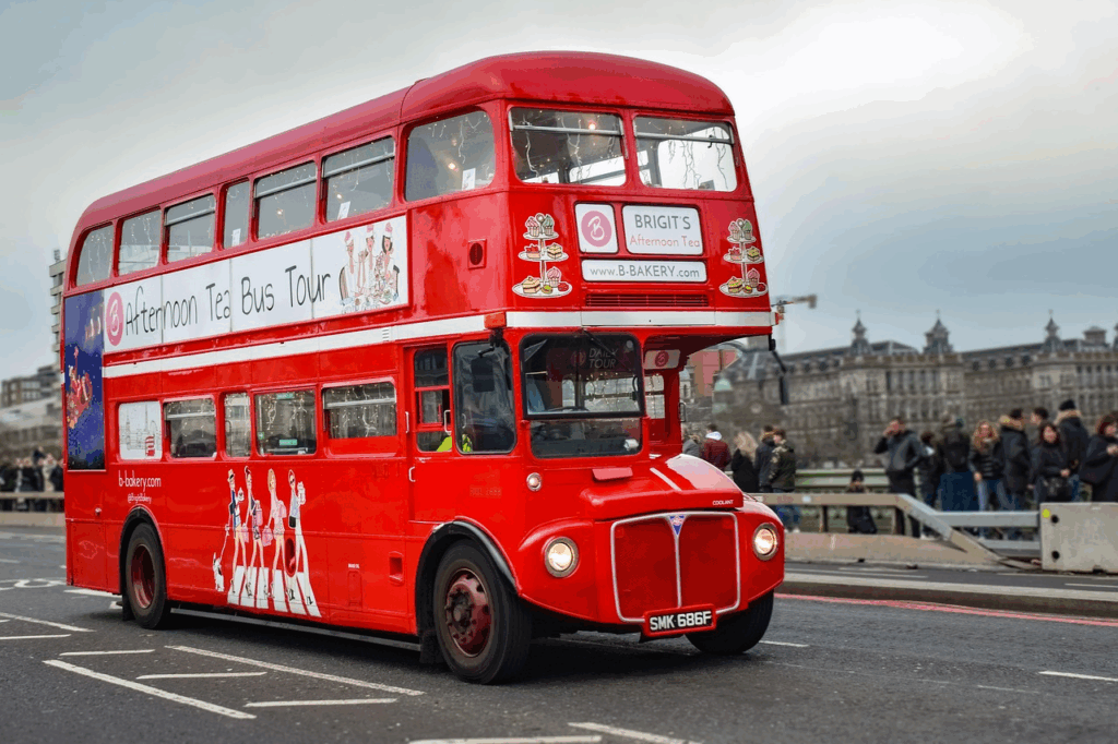 Ônibus usados à venda: guia para comprar sem erro